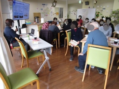 南大泉地域包括支援センターの生活支援コーディネーターの方にお話しいただきました