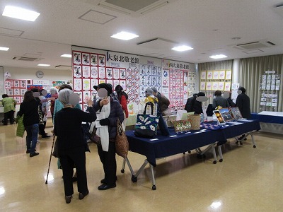 会場もにぎわっていました