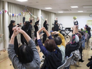 まずは全員で準備体操