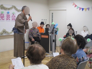和装で演歌が映えます
