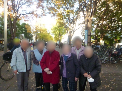 いちょう通りにて、にっこりハイチーズ！