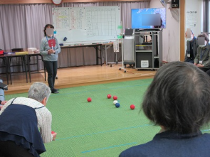 狙って投げます