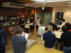 みんな真剣な表情です