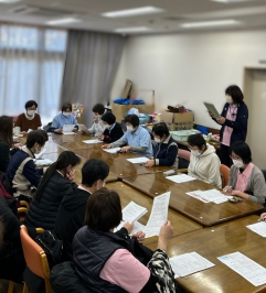 全員参加の月例会