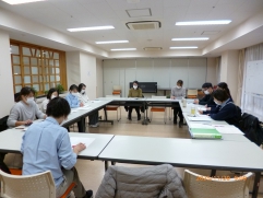 専門職ならではの悩みや、知識習得のため法人担当者会を開催しています。