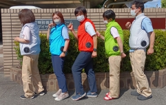 カラーも豊富です