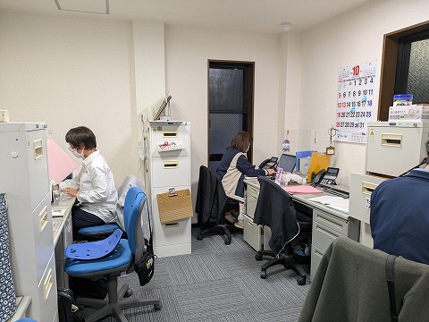 新しい事務所の様子です。