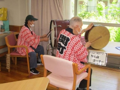 太鼓で盛り上げてくれました