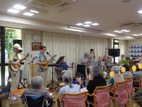 親父バンドの演奏会です♪