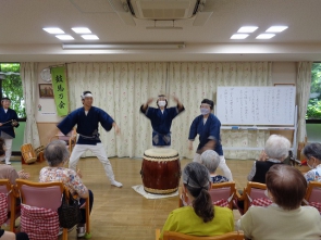 迫力の和太鼓